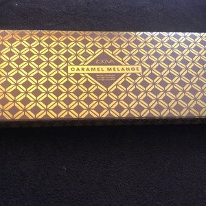 Zoeva Caramel Melange Palette